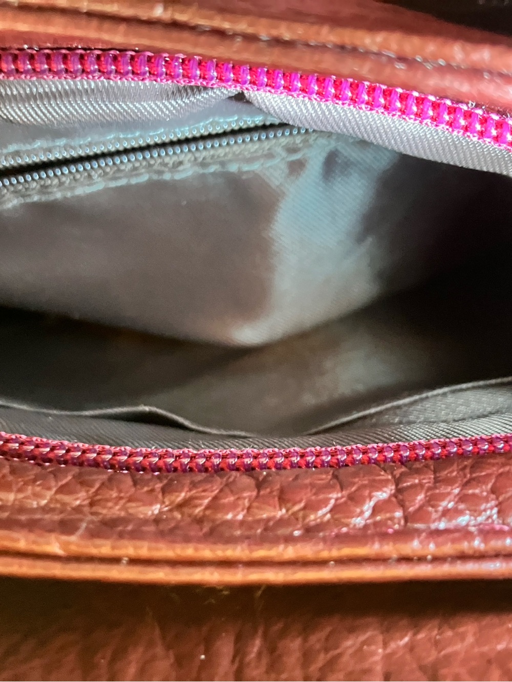 OYAni pebbled Leather Crossbody Bag in Deep Burgundy - - Picture 3 of 6